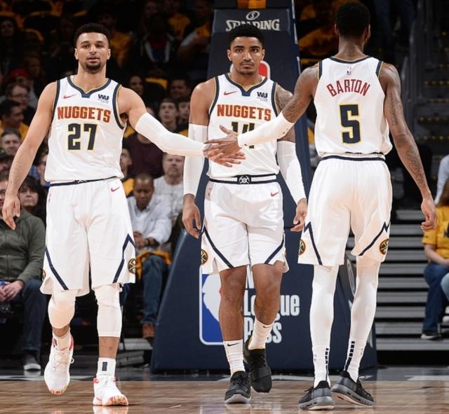 家重返还是 家重返还是