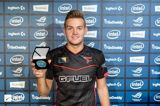 攻和反抢的 攻和反抢的